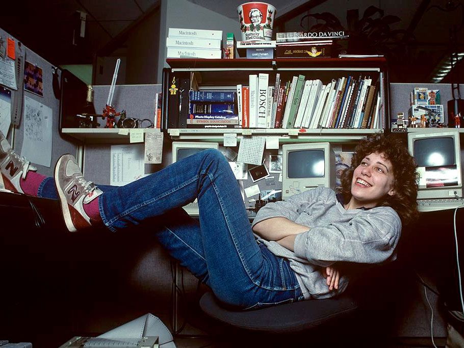 Susan Kare en las oficinas de Apple en los años ochenta, ‘El País’