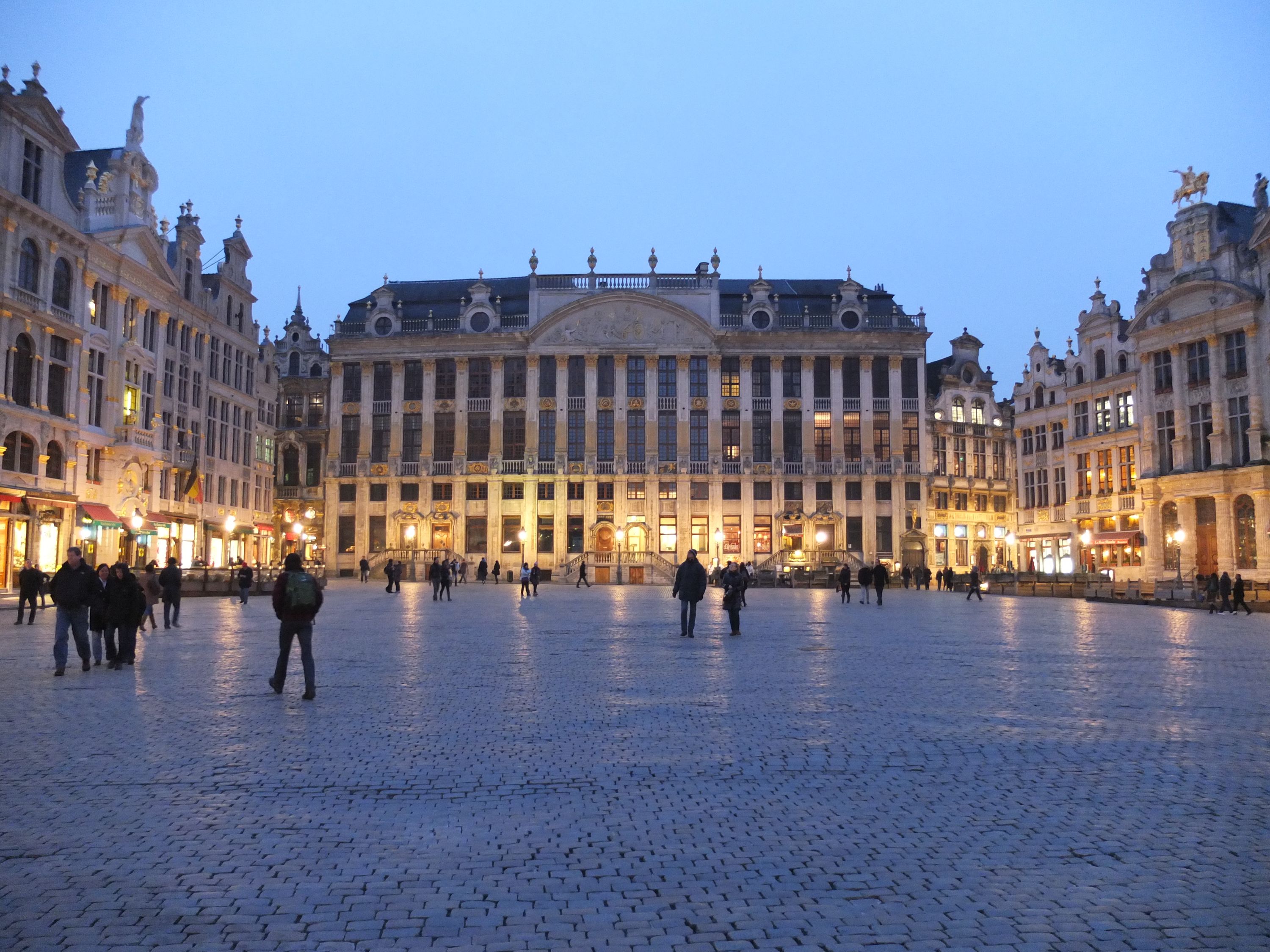 nice, big place in Brussels