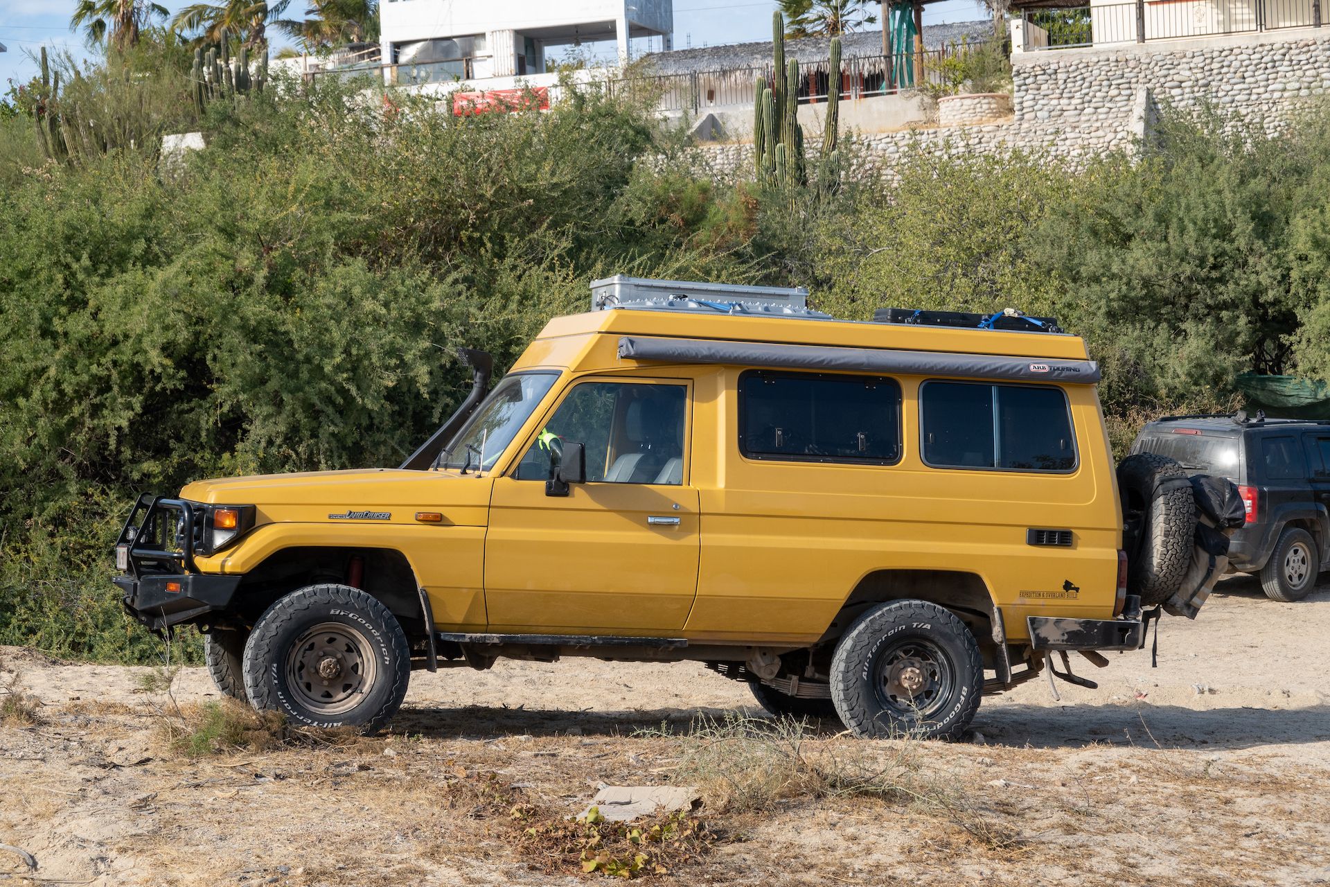 A beautiful yellow Troopy from Belgium in La Ventana
