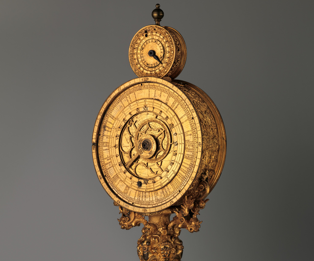 Sogenannte “Spiegeluhr” aus Nürnberg, ca. 1565-1570. Sie ging erheblich nach und war nicht mobil, d.h. sie schonte uns.