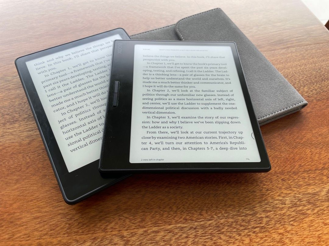 Boox Leaf 2 and Kindle Paperwhite